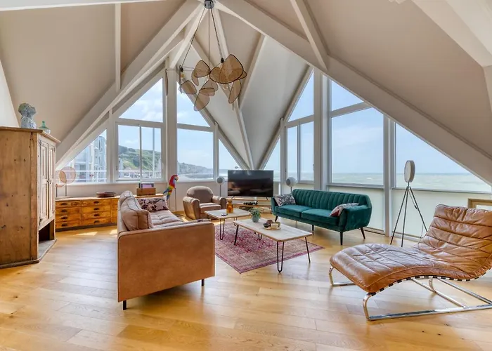 Le Poseidon, Gite Exceptionnel Face A La Mer Avec Spa, Terrasse, 4 Chambres Un Vrai Coup De Coeur
