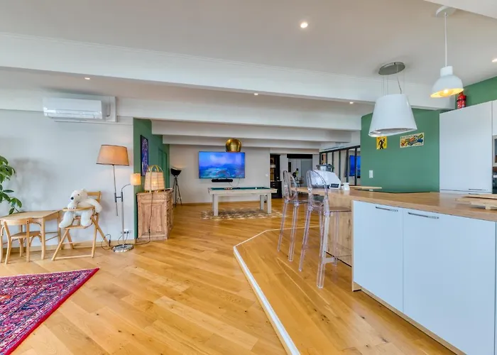 Le Poseidon, Gite Exceptionnel Face A La Mer Avec Spa, Terrasse, 4 Chambres Un Vrai Coup De Coeur